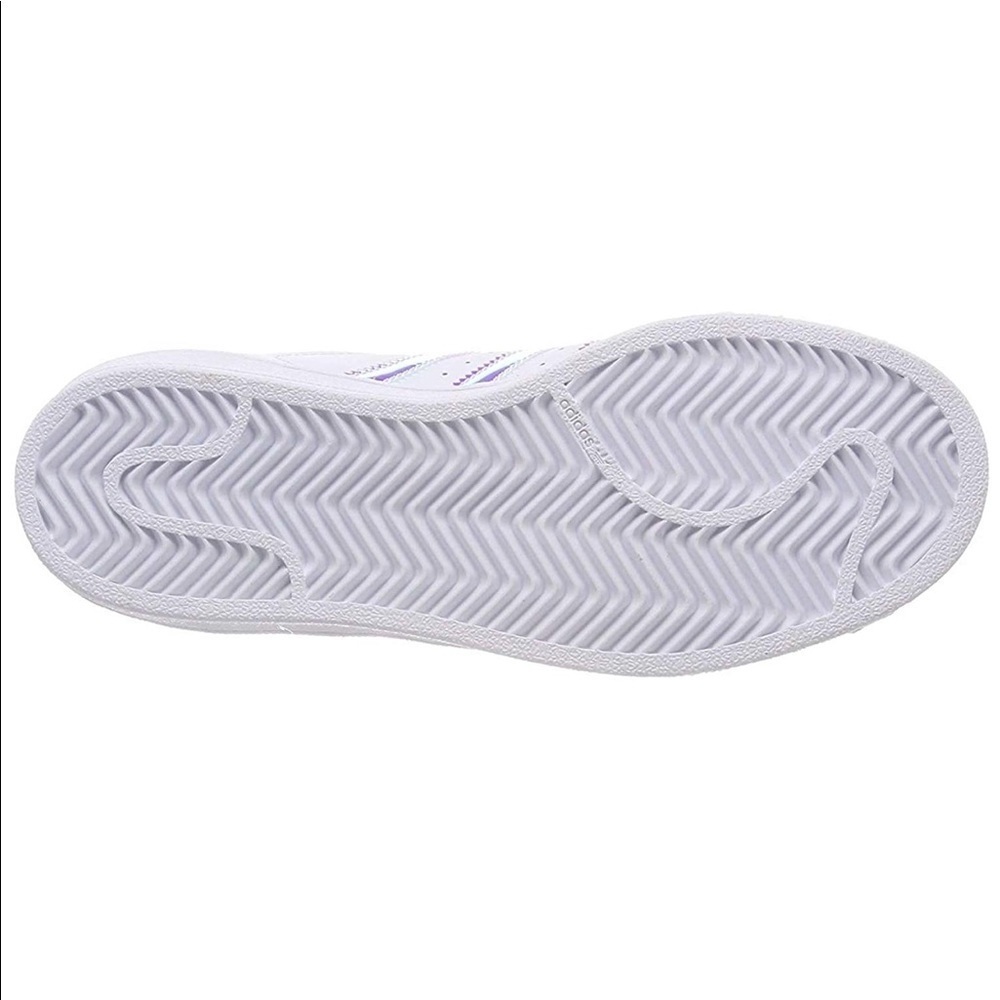 HOST PICK! Adidas Superstar J Originals! - Picture 5 of 7